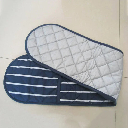 Thickened Cotton Siamese Oven Gloves – Double Anti-Scalding Thermal Mitts for Microwave, Baking & Hot Pot Handling