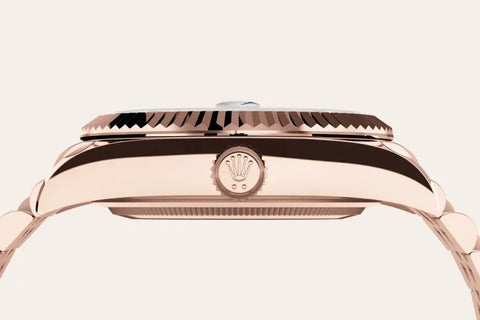 Sky-Dweller – 42 mm in 18 ct Everose Gold | Luxury Travel Watch with Dual Time Zone