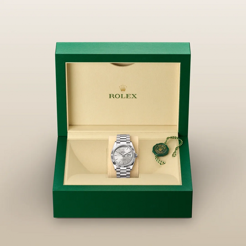 Day-Date 36 – 36 mm en Or Gris 18 ct | Élégance Discrète & Précision